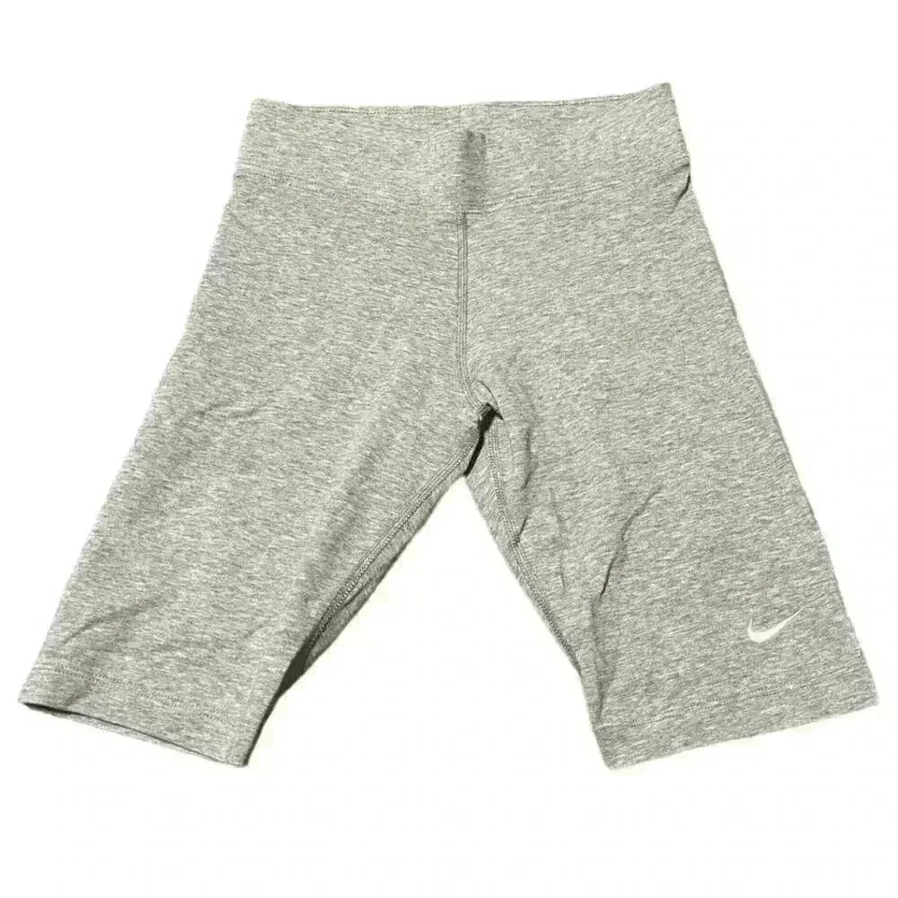 Women's Sportswear Classic High-Waist 8"
Biker Shorts